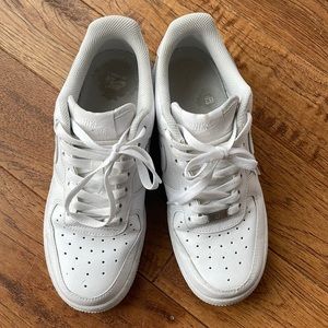 Women’s Size 8 White Nike Air Force Ones